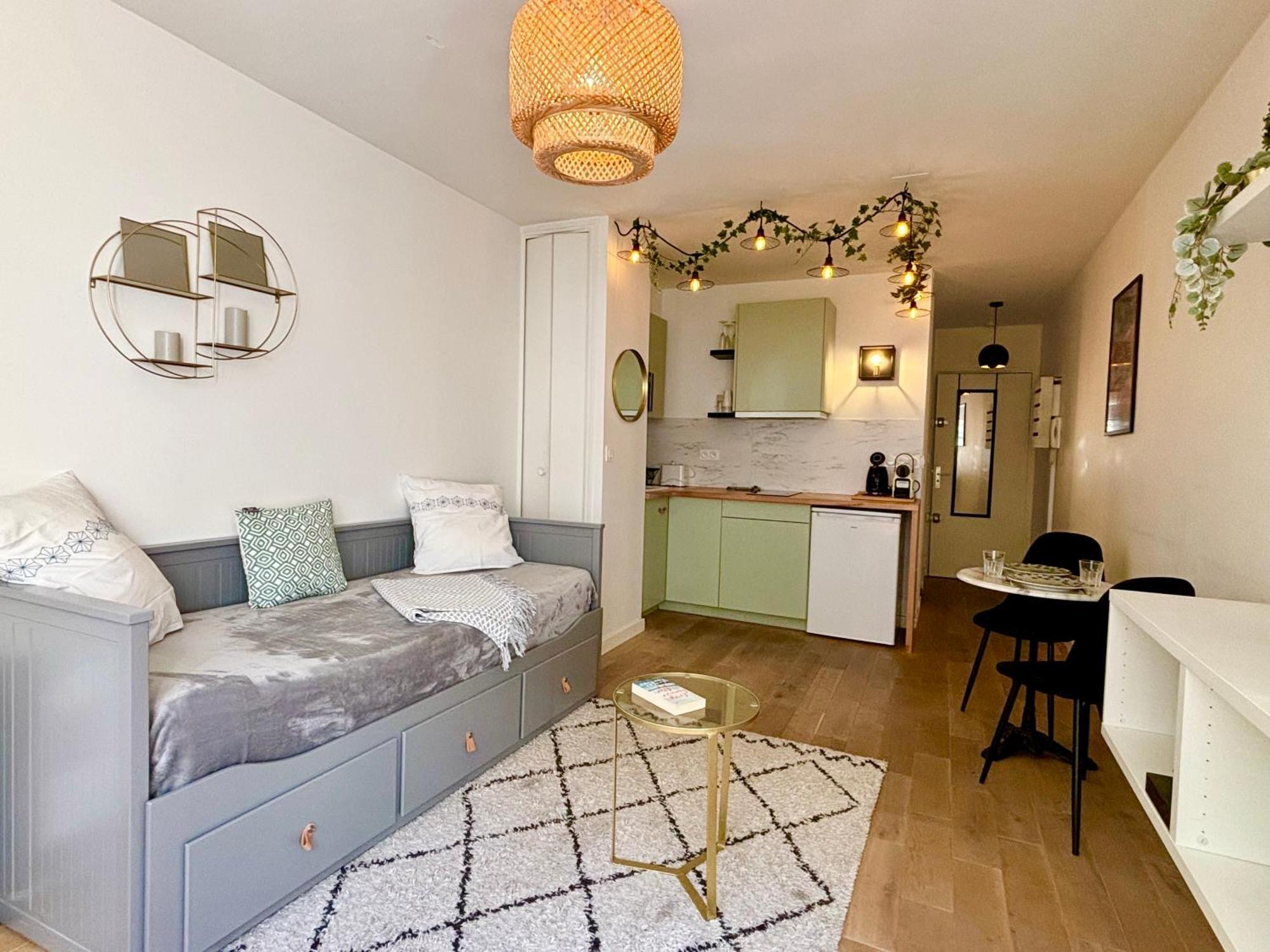 Studio Des Apartment